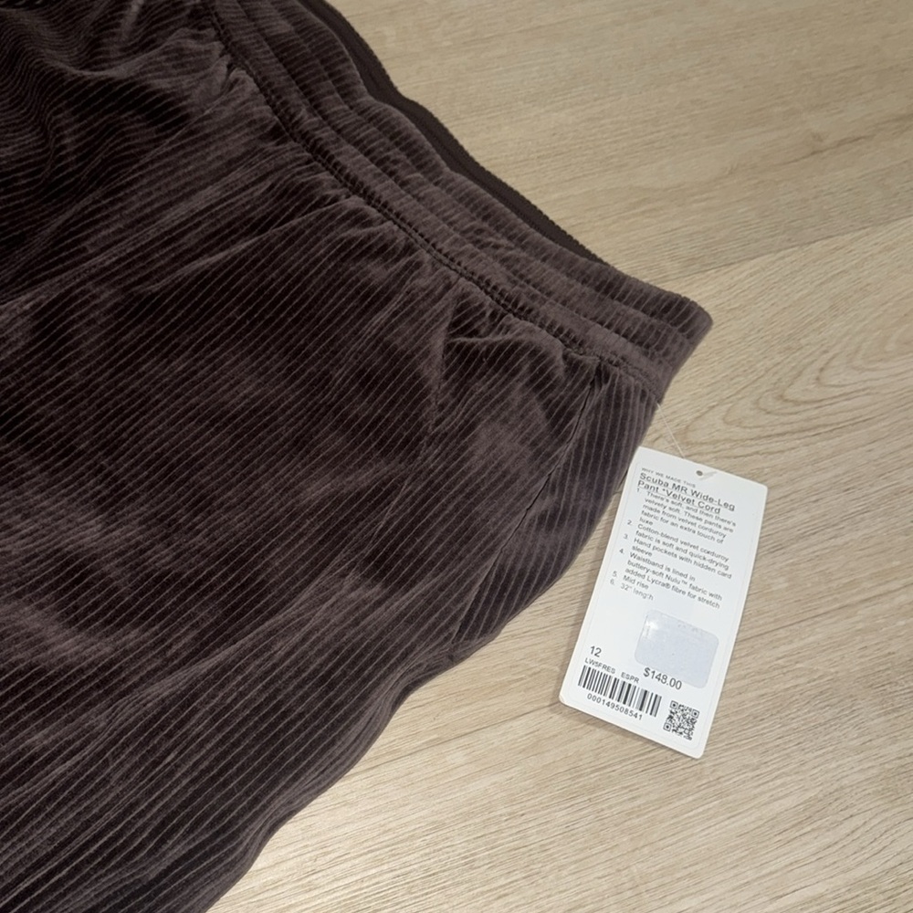 lululemon athletica scuba MR wide leg Velvet cord espresso - Picture 6 of 9